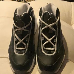 Converse All Star React 2- Mid Top Leather, Men’s size 13